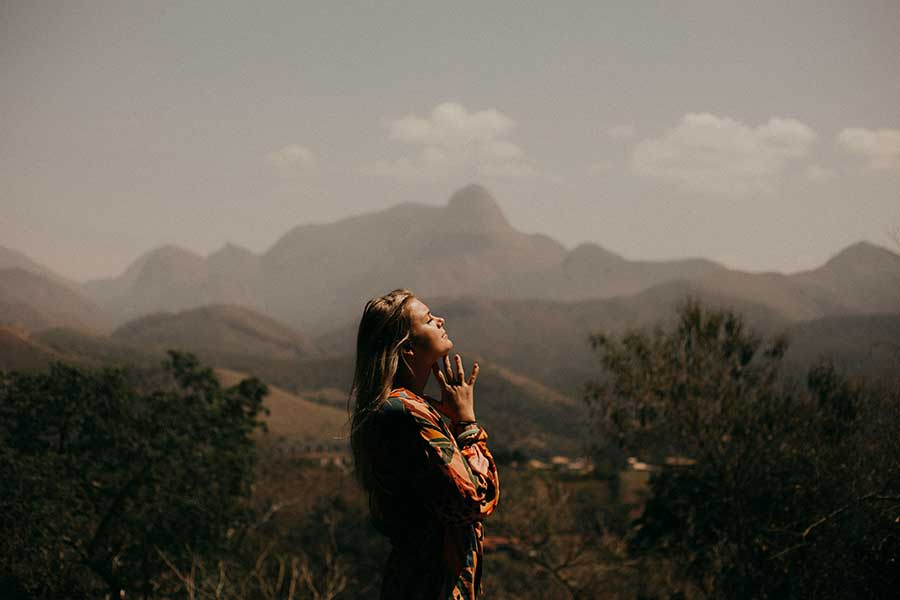 marcos-paulo-prado-yHL7WxJFvI8-unsplash-900x600px